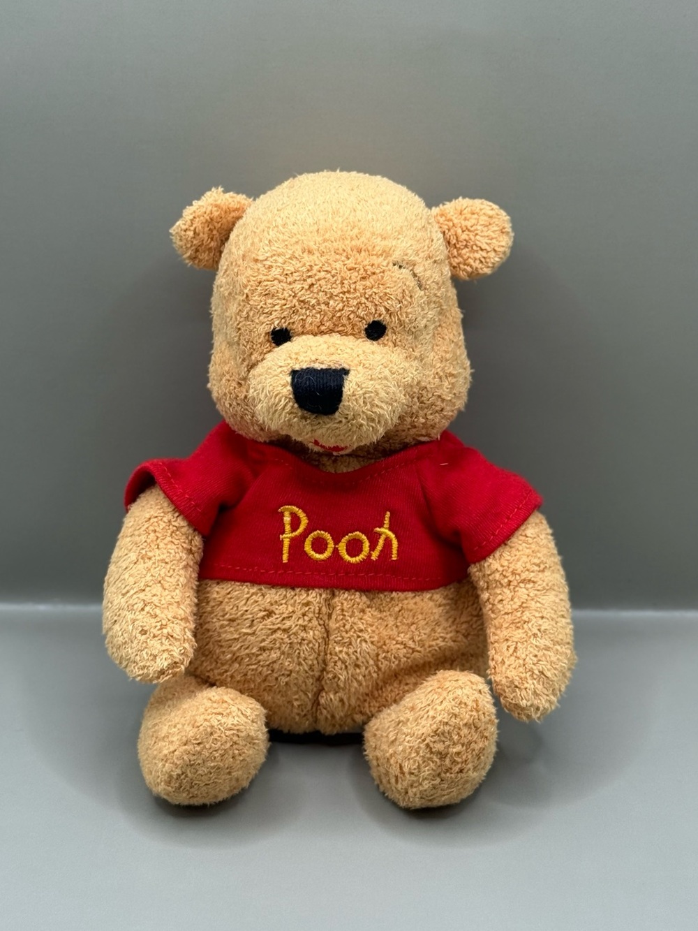 Disney Store Peluche Winnie the Pooh Plush Stuffed Animal